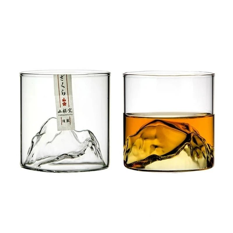 Japanisches 3D Mountain Whiskey Glas – Glas mit Gletscher - Bergdesign, Old Fashioned Whisky Glas, Vodka - und Tumbler in edler Holz - Geschenkbox 6 - Maltimore - Premium Whisky Onlineshop